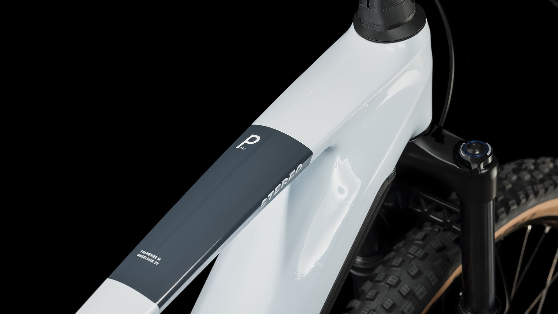 2024 Cube Stereo Hybrid 140 HPC Pro 750 Electric Full Suspension Mountain Bike In Frost White Crossbar Logo