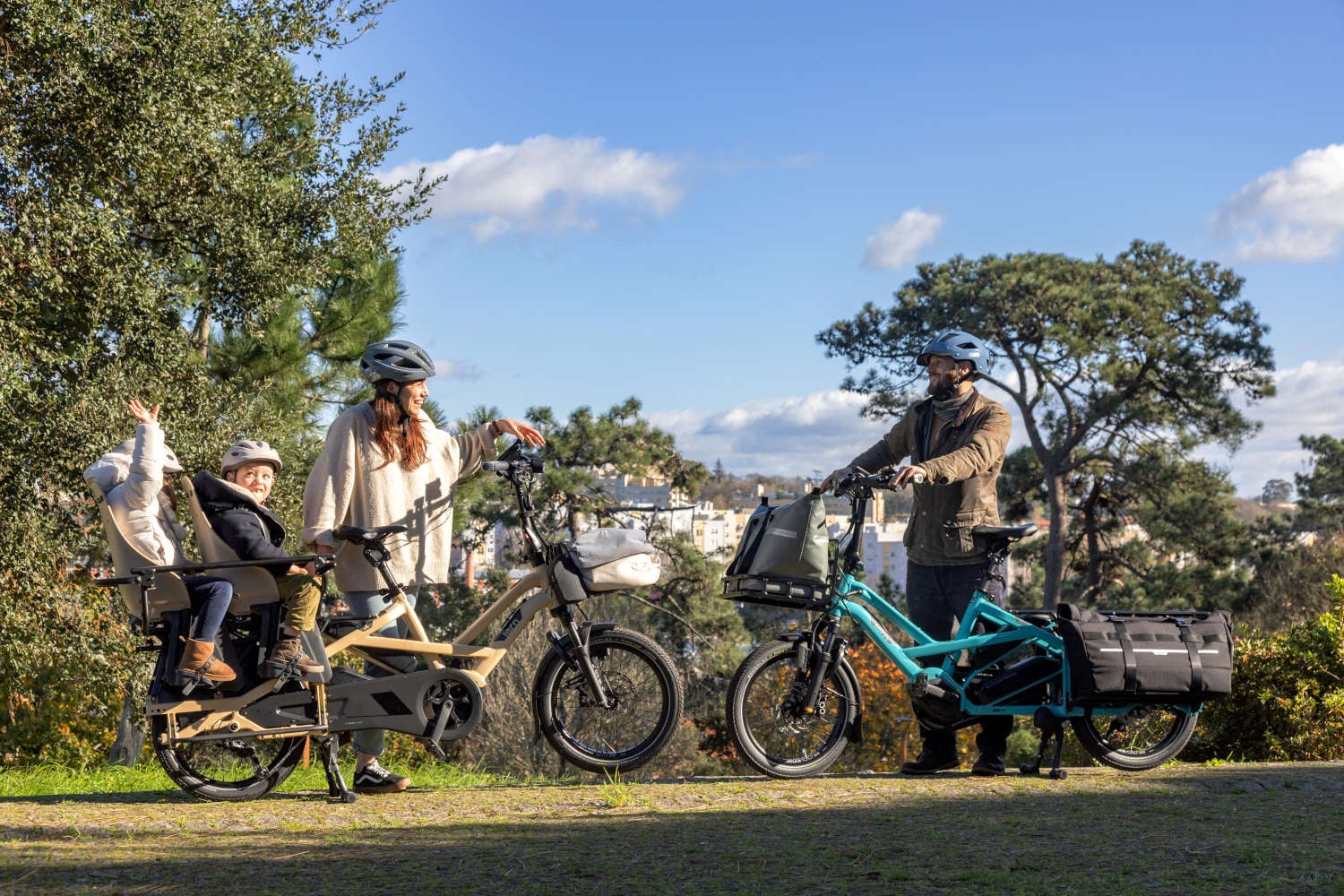 2025 Tern GSD S10 Gen3 545Wh Electric Cargo Bike Action Shot 1