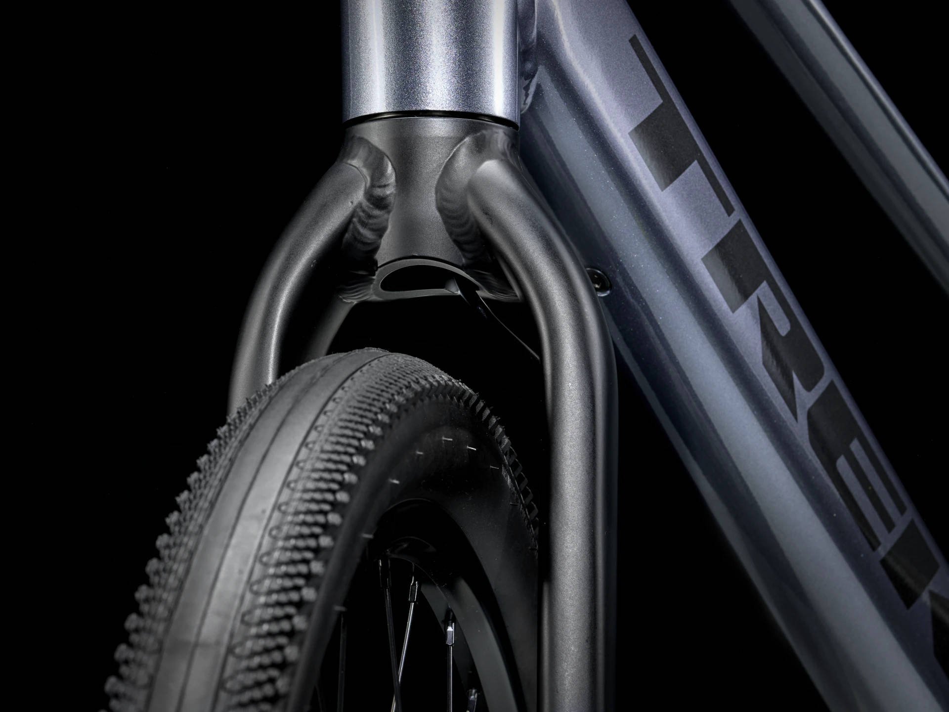 2025 Trek Dual Sport+ 2 Mid-Step LT Hub Motor Electric Bike In Galactic Grey Fork