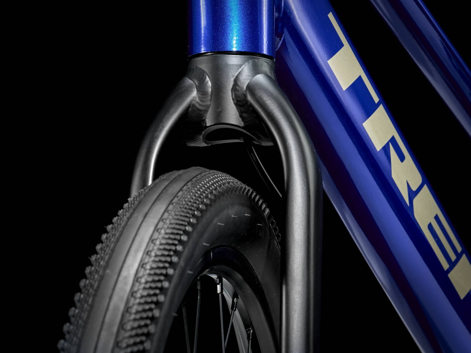 2025 Trek Dual Sport+ 2 Mid-Step LT Hub Motor Electric Bike In Hex Blue Fork