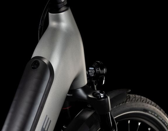 2026 Cube Supreme Hybrid SLX 625 Electric Bike In Grey & Luna
