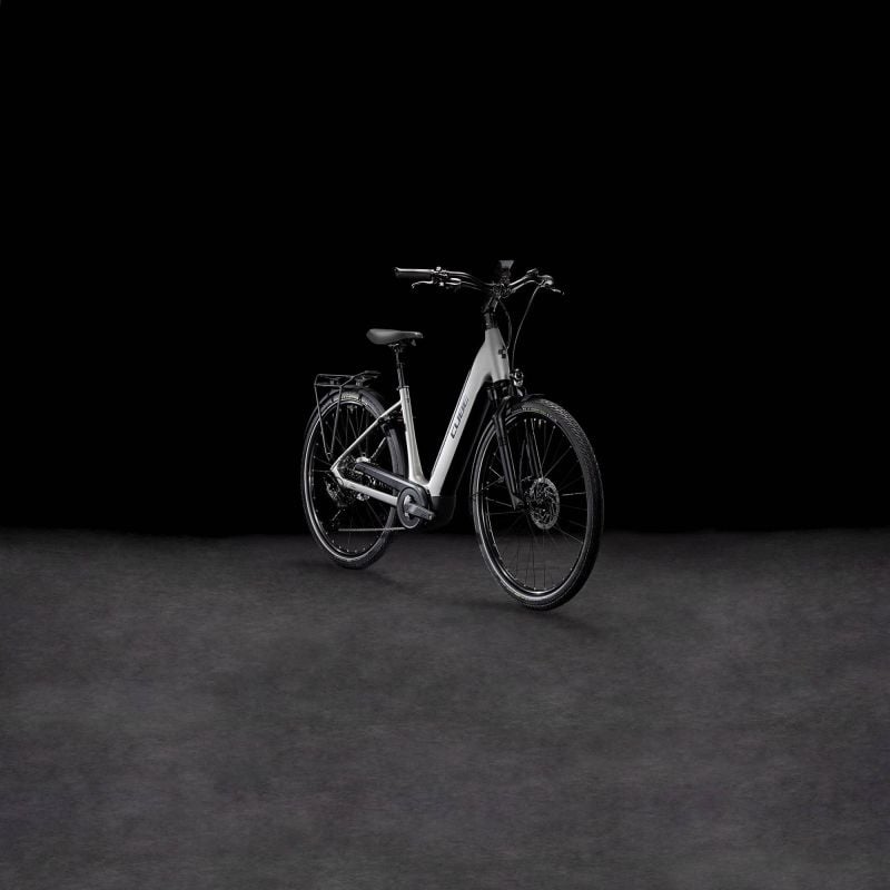 2026 Cube Supreme Hybrid SLX 625 Electric Bike In Grey & Luna