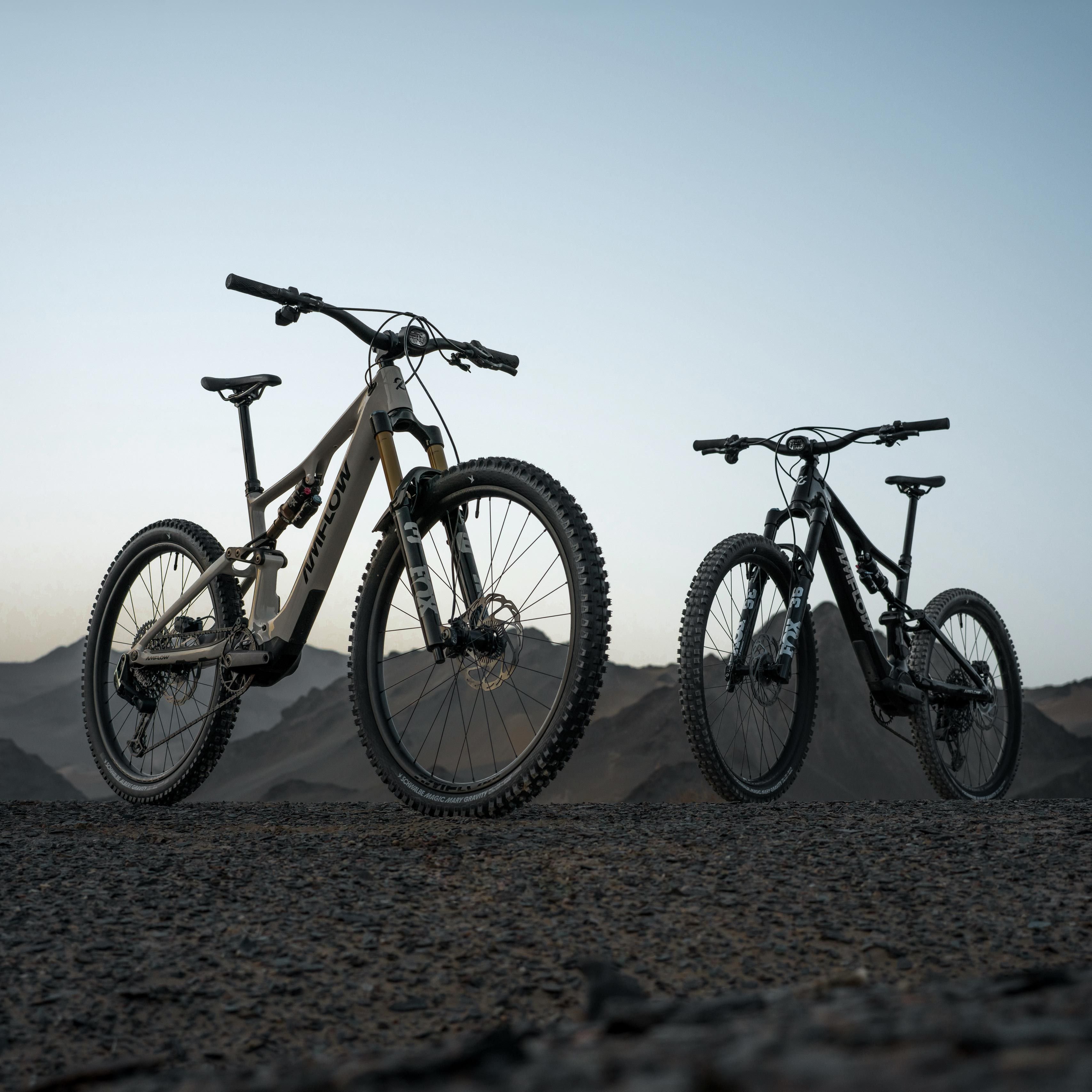 2027 Amflow PX Carbon 700Wh New Avinox M2S 150Nm Lightweight Electric Full Suspension Mountain Bike In Phantom Black