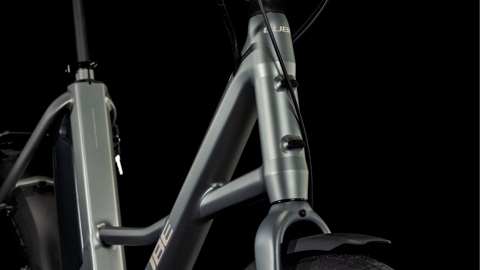 2025 Cube Compact Hybrid Comfort 500 Electric Compact Bike In Flash Grey & Smoke 