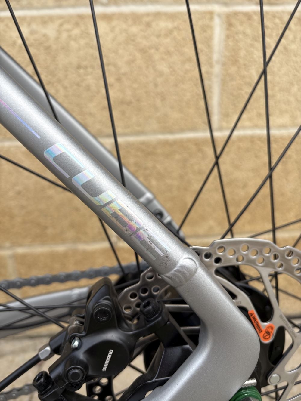 Almost Perfect Cube Editor Hybrid SLX 400X 400Wh Electric Bike With Hub Gears In Sleek Grey & Spectral Large 58cm Frame Sleek Grey & Spectral 