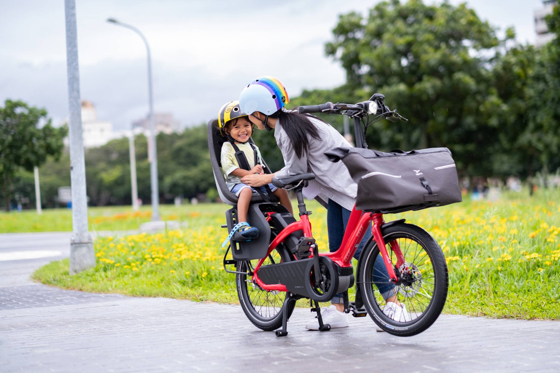 Tern NBD P8i Active Line 20 Electric Hub Gear Cargo Bike In Silver Blue Action Shot 2